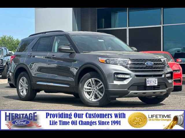 2024 Ford Explorer XLT