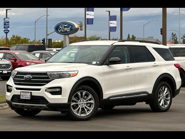 2024 Ford Explorer XLT