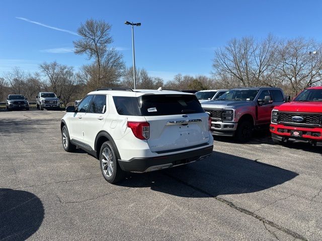 2024 Ford Explorer XLT