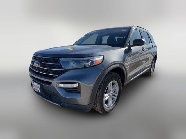 2024 Ford Explorer XLT