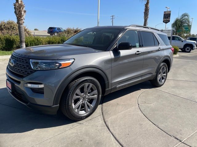 2024 Ford Explorer XLT