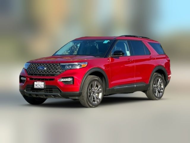 2024 Ford Explorer XLT