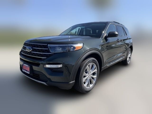 2024 Ford Explorer XLT