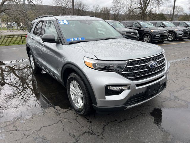 2024 Ford Explorer XLT