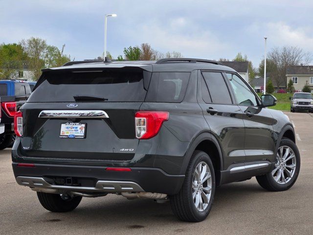 2024 Ford Explorer XLT