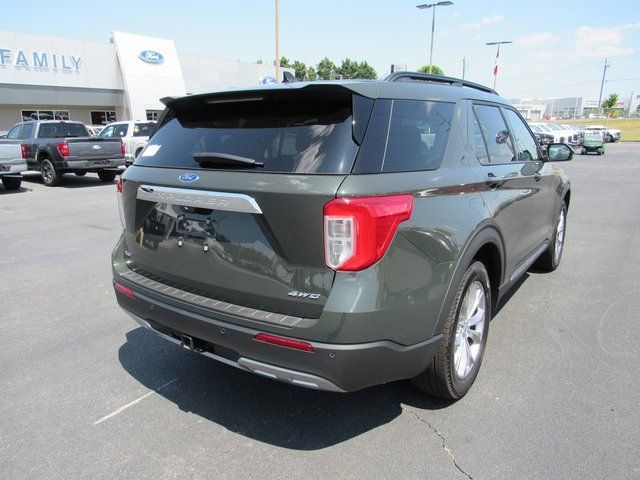 2024 Ford Explorer XLT