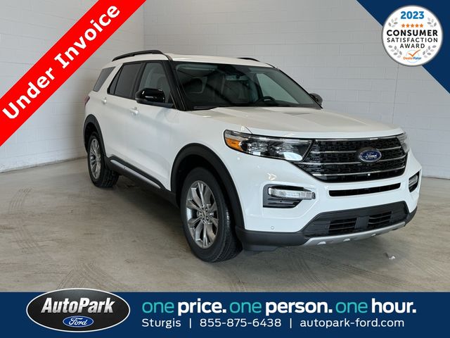 2024 Ford Explorer XLT