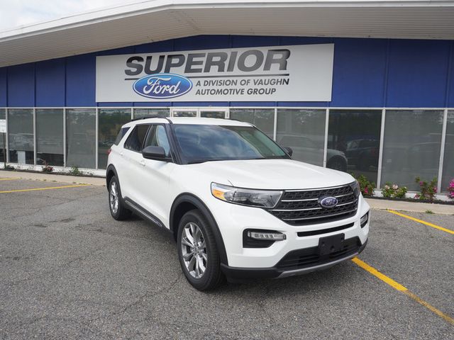 2024 Ford Explorer XLT