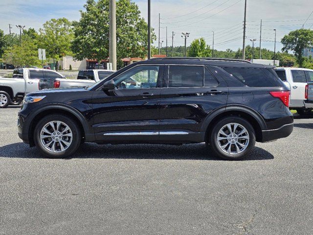 2024 Ford Explorer XLT