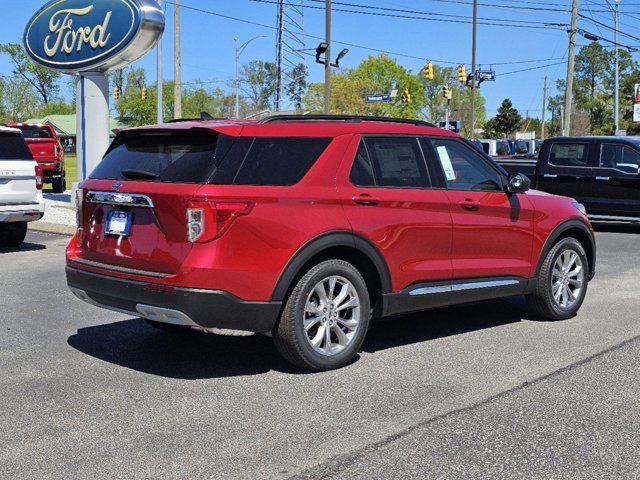 2024 Ford Explorer XLT