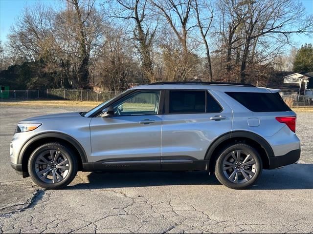 2024 Ford Explorer XLT