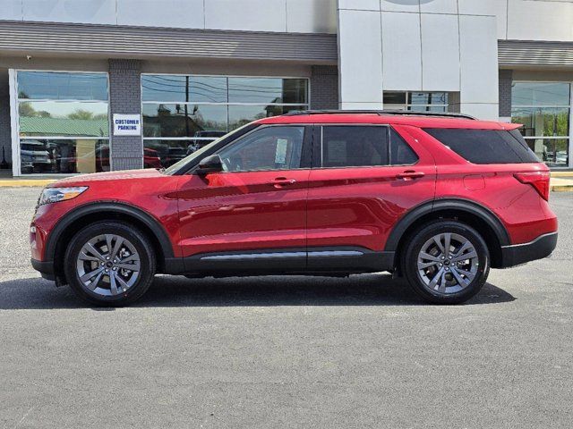 2024 Ford Explorer XLT