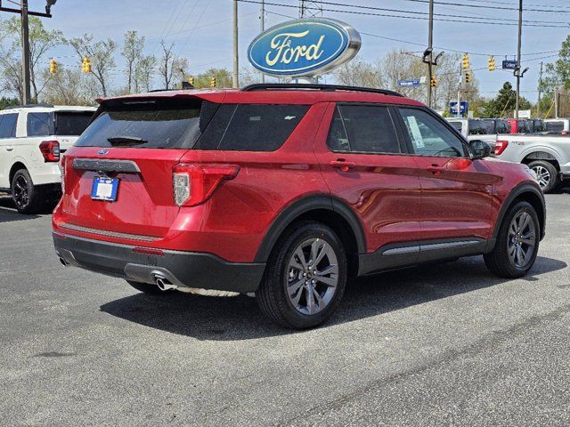 2024 Ford Explorer XLT