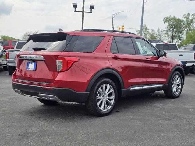 2024 Ford Explorer XLT