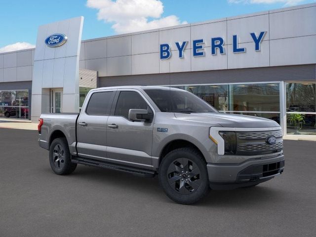 2024 Ford F-150 Lightning LARIAT