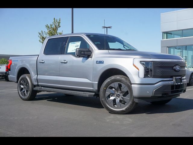 2024 Ford F-150 Lightning Flash