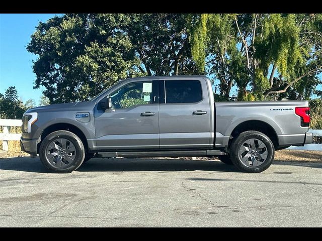 2024 Ford F-150 Lightning Flash