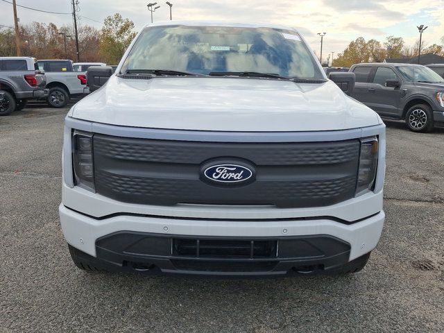 2024 Ford F-150 Lightning Flash