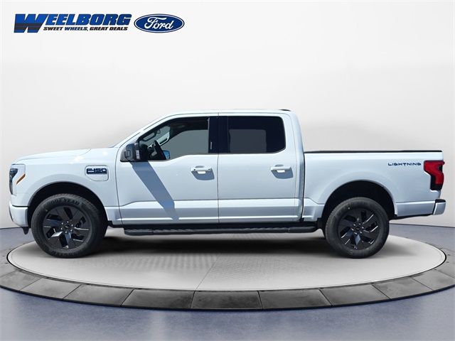 2024 Ford F-150 Lightning Flash