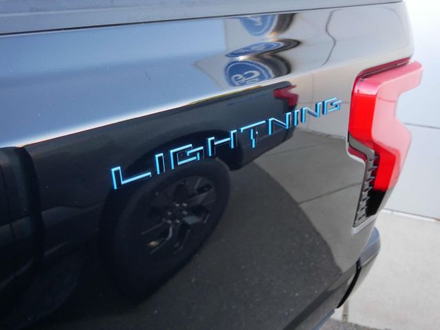 2024 Ford F-150 Lightning LARIAT