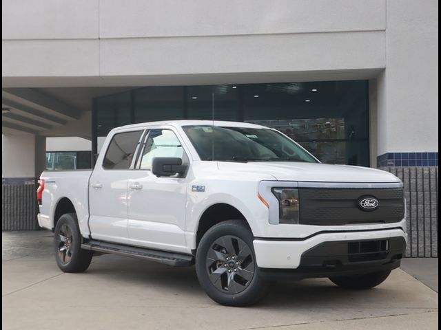 2024 Ford F-150 Lightning Flash