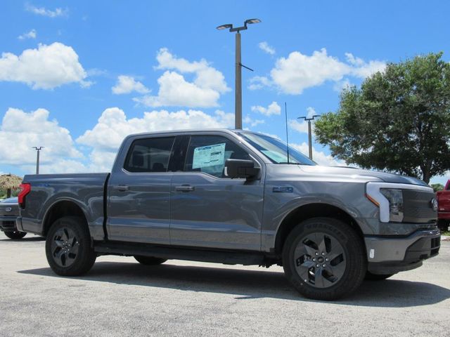 2024 Ford F-150 Lightning Flash