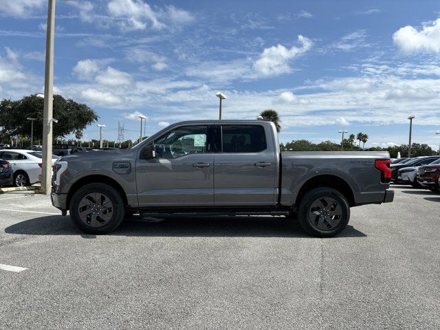 2024 Ford F-150 Lightning Flash