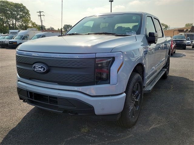 2024 Ford F-150 Lightning Flash