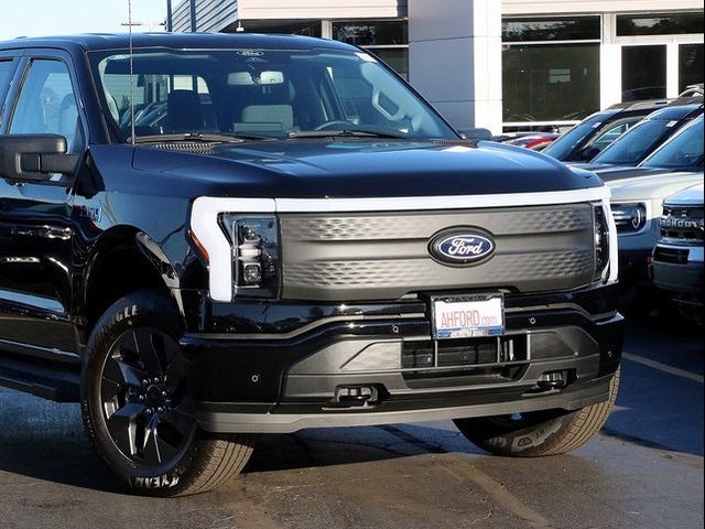 2024 Ford F-150 Lightning Flash