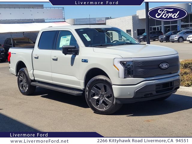 2024 Ford F-150 Lightning Flash