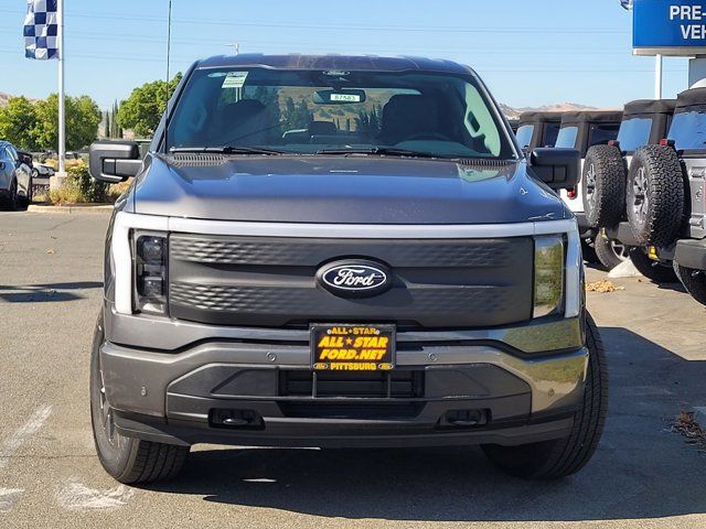 2024 Ford F-150 Lightning Flash