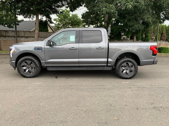 2024 Ford F-150 Lightning Flash