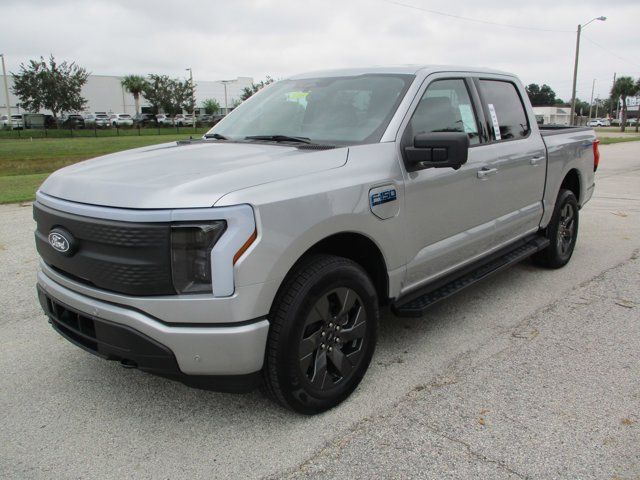 2024 Ford F-150 Lightning Flash