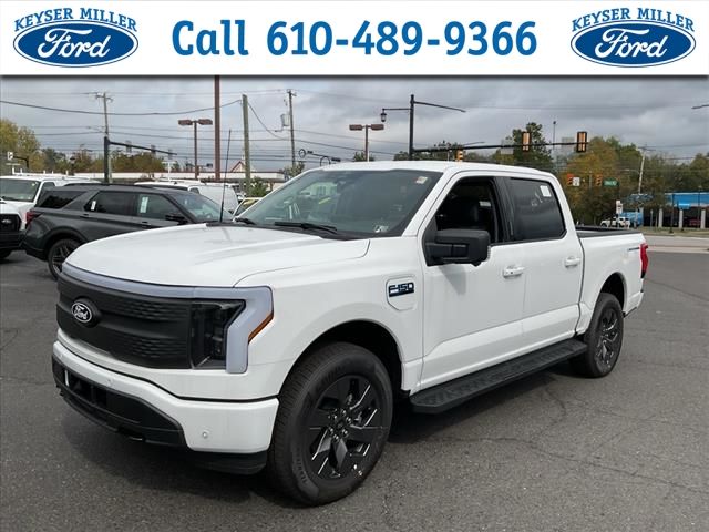 2024 Ford F-150 Lightning Flash