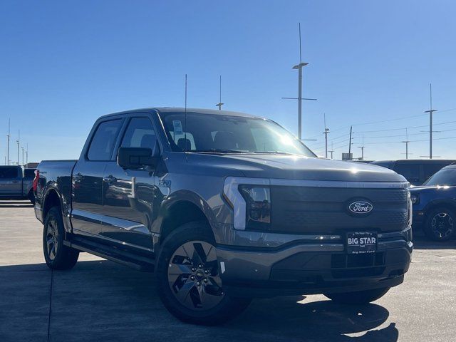 2024 Ford F-150 Lightning Flash