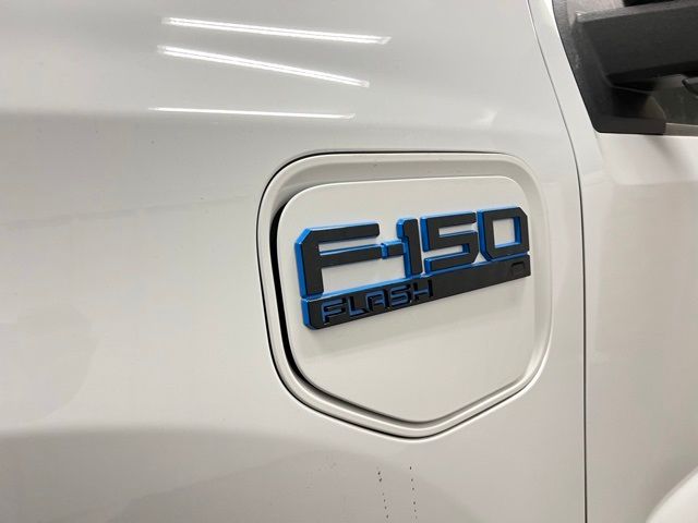 2024 Ford F-150 Lightning Flash