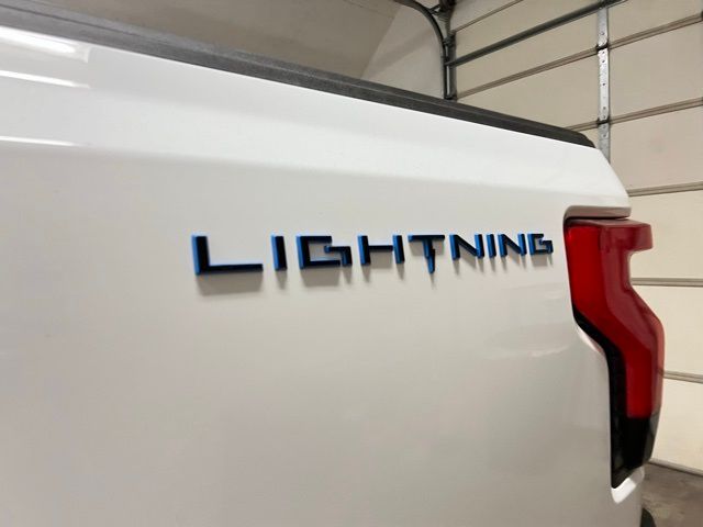 2024 Ford F-150 Lightning Flash