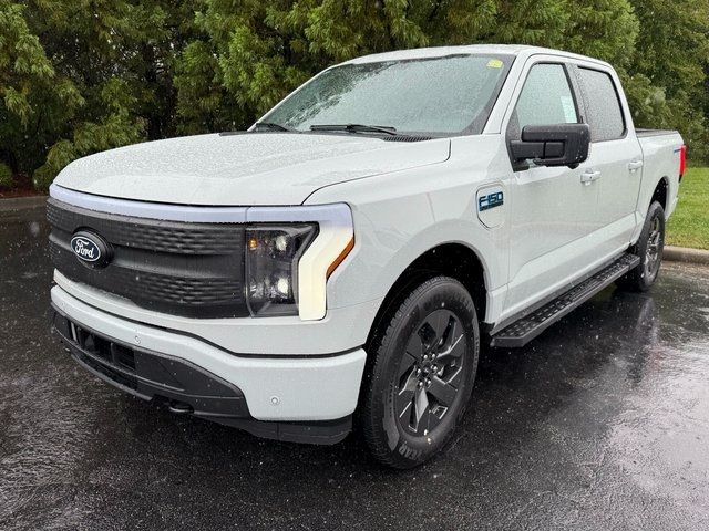 2024 Ford F-150 Lightning Flash