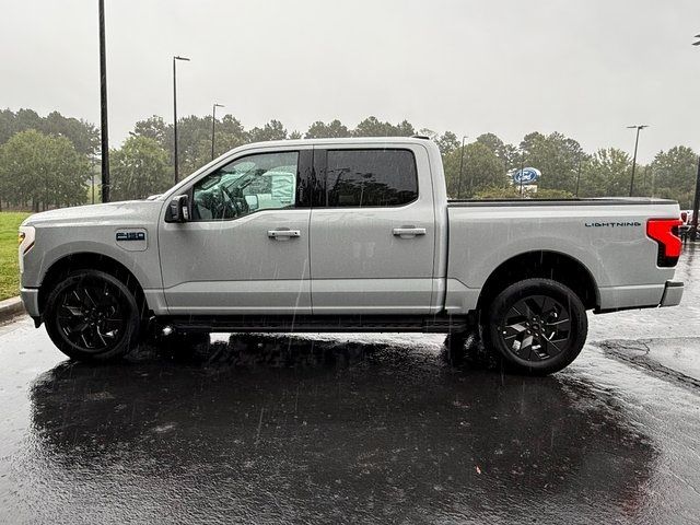 2024 Ford F-150 Lightning Flash