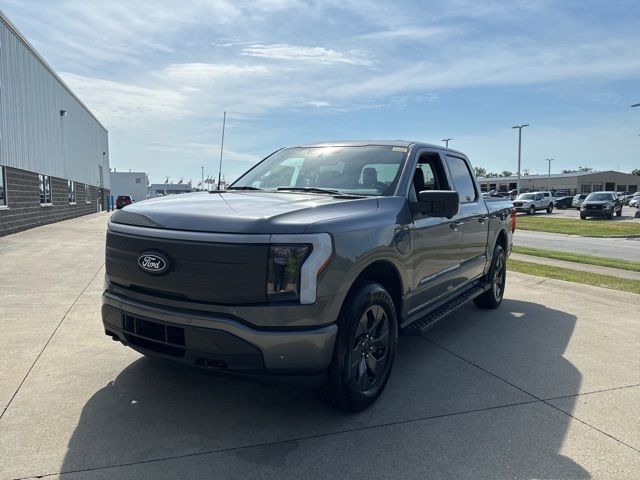 2024 Ford F-150 Lightning Flash