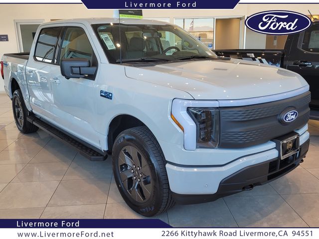 2024 Ford F-150 Lightning Flash