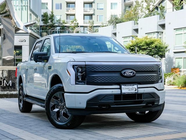 2024 Ford F-150 Lightning Flash