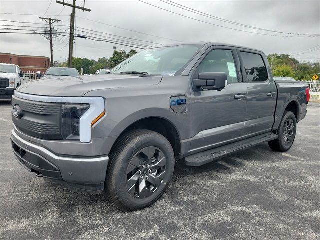 2024 Ford F-150 Lightning Flash