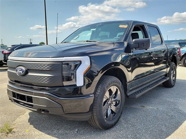 2024 Ford F-150 Lightning Flash