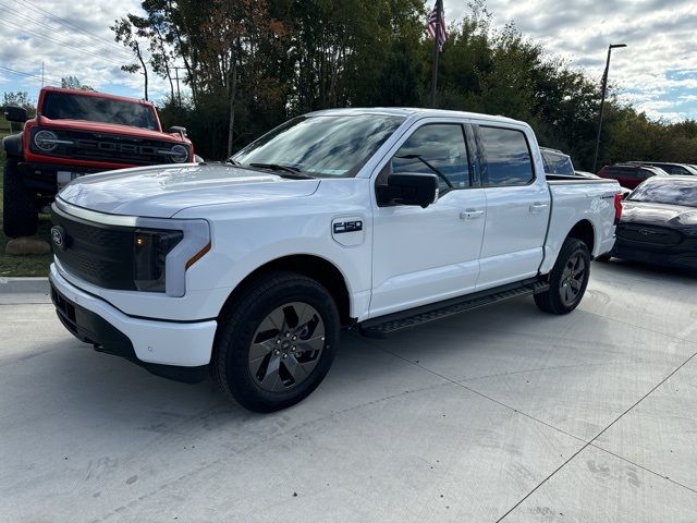 2024 Ford F-150 Lightning Flash