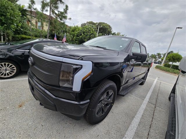 2024 Ford F-150 Lightning Flash