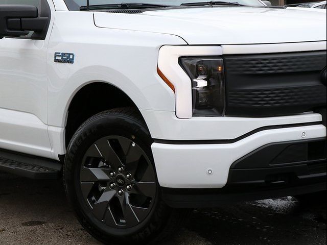 2024 Ford F-150 Lightning Flash