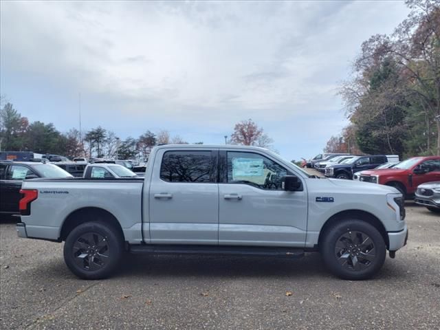 2024 Ford F-150 Lightning Flash