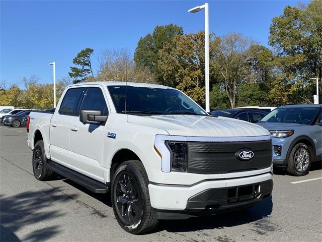 2024 Ford F-150 Lightning Flash