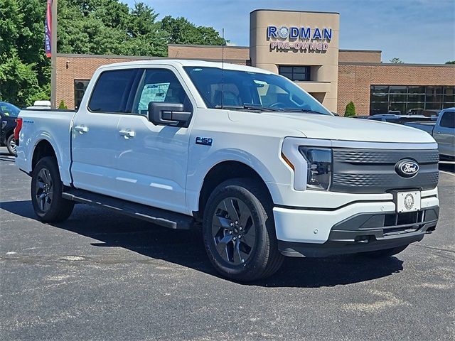 2024 Ford F-150 Lightning Flash